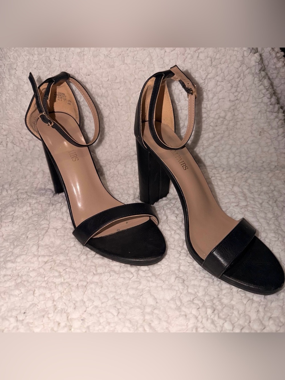 Dream Pairs Black Open-Toe Ankle Strap Block Heels